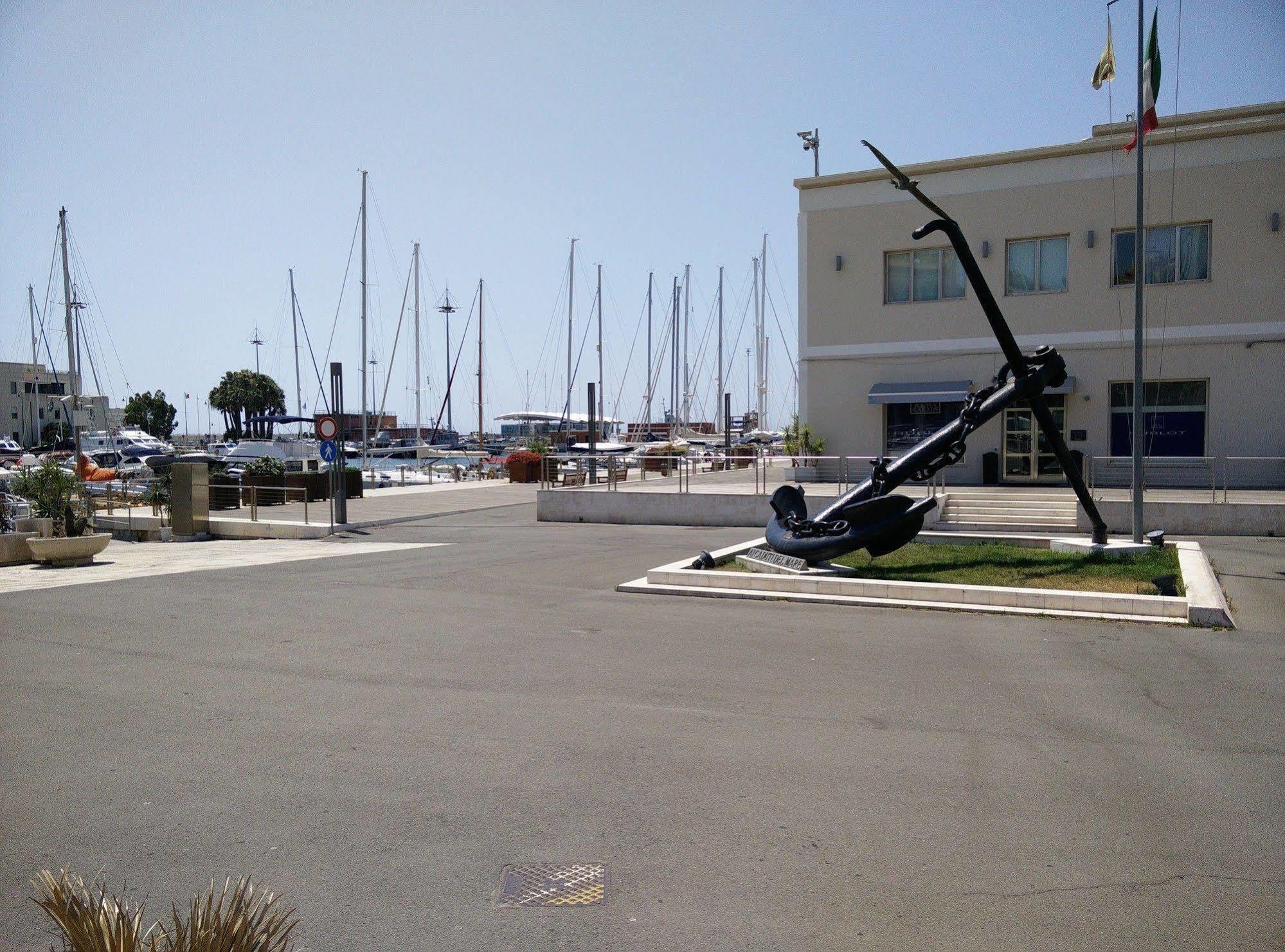 Hotel Al Porto Di Cagliari Exteriér fotografie